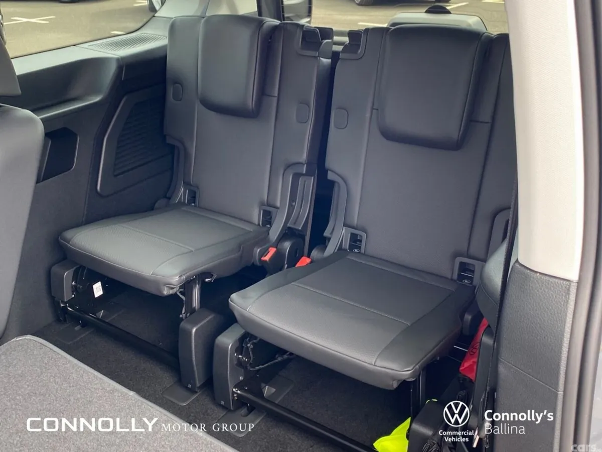 Volkswagen Caddy Maxi Life MPV, Petrol Plug-in Hybrid, 2026, Grey
