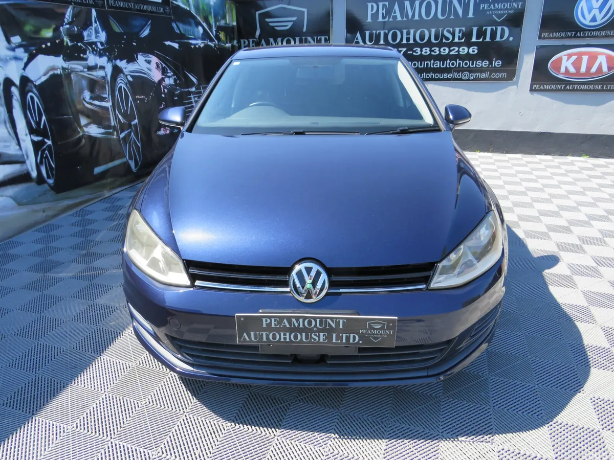 Volkswagen Golf Hatchback, Petrol, 2017, Blue