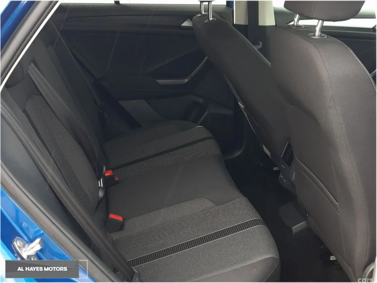 Volkswagen T-Roc SUV, Diesel, 2023, Blue