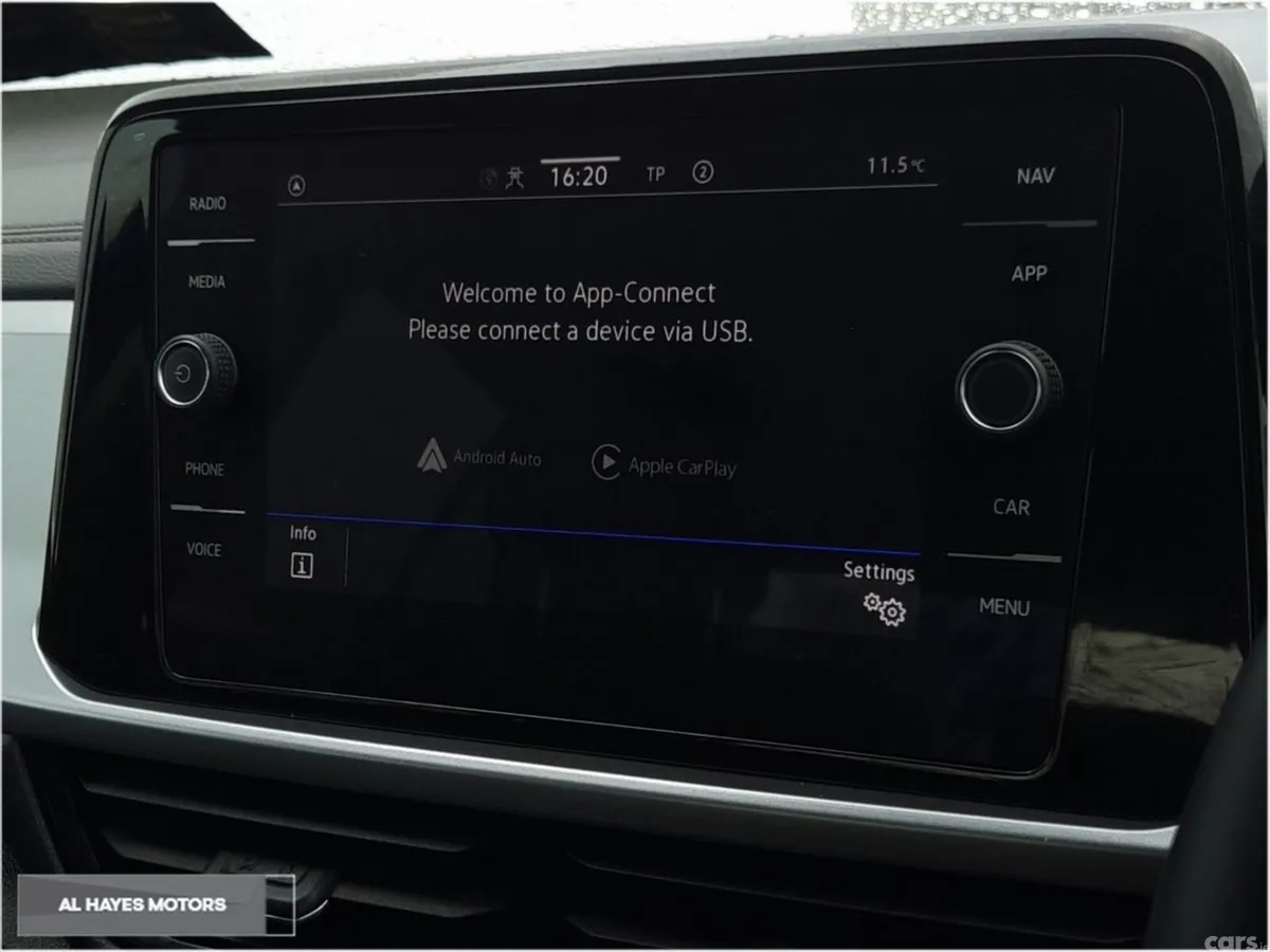 Volkswagen T-Roc SUV, Diesel, 2023, Blue