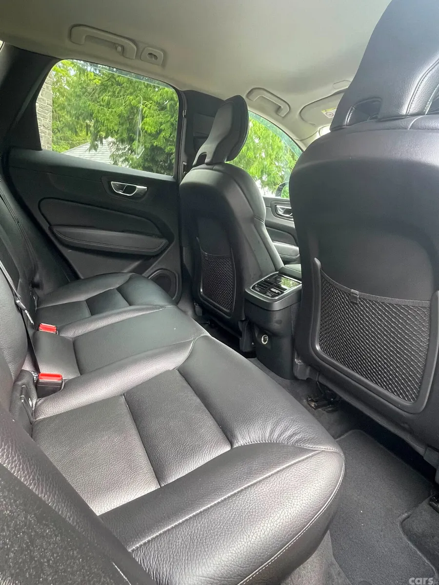 Volvo XC60 SUV, Diesel, 2019, Black