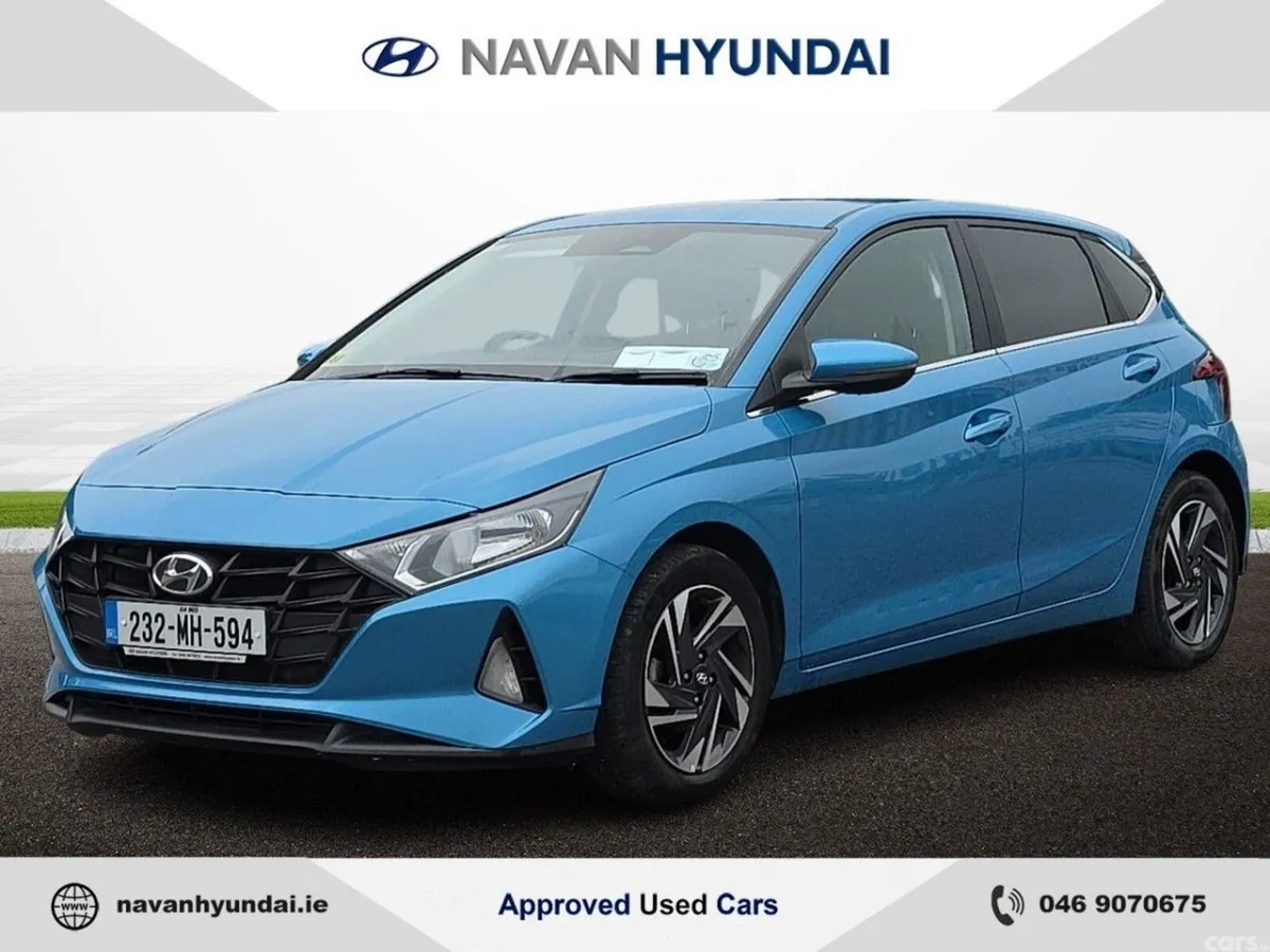 Hyundai i20 Hatchback, Petrol, 2023, Blue