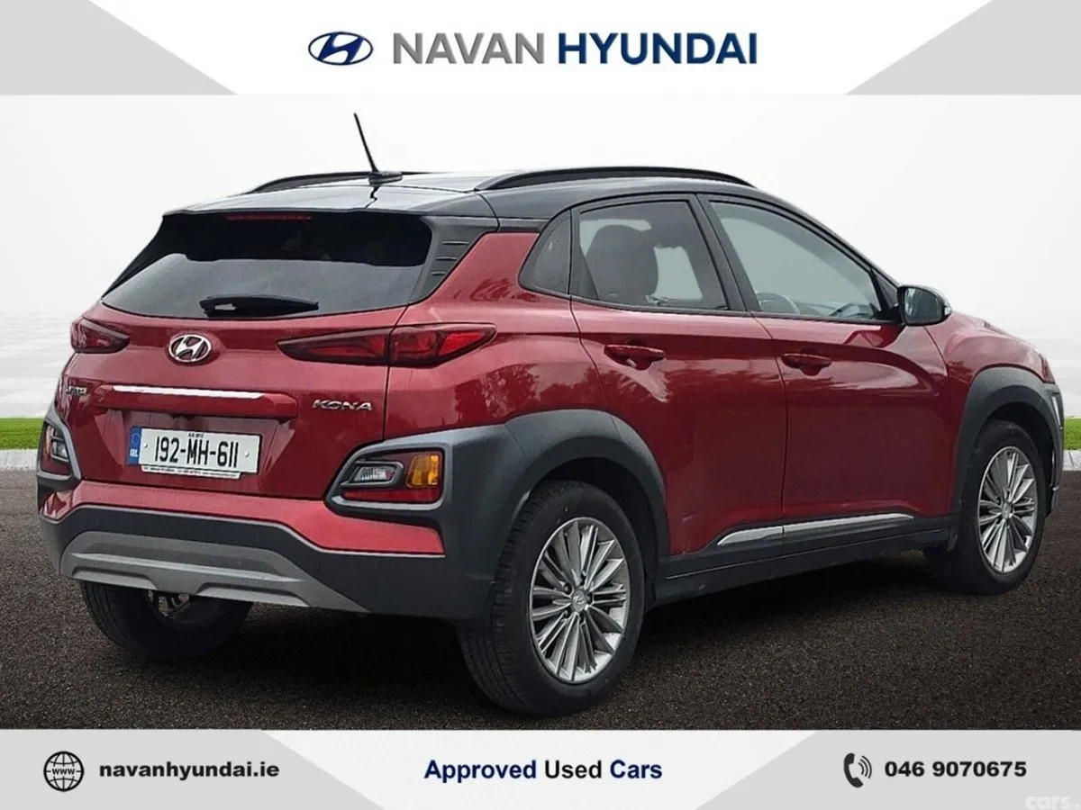 Hyundai KONA MPV, Petrol, 2019, Red