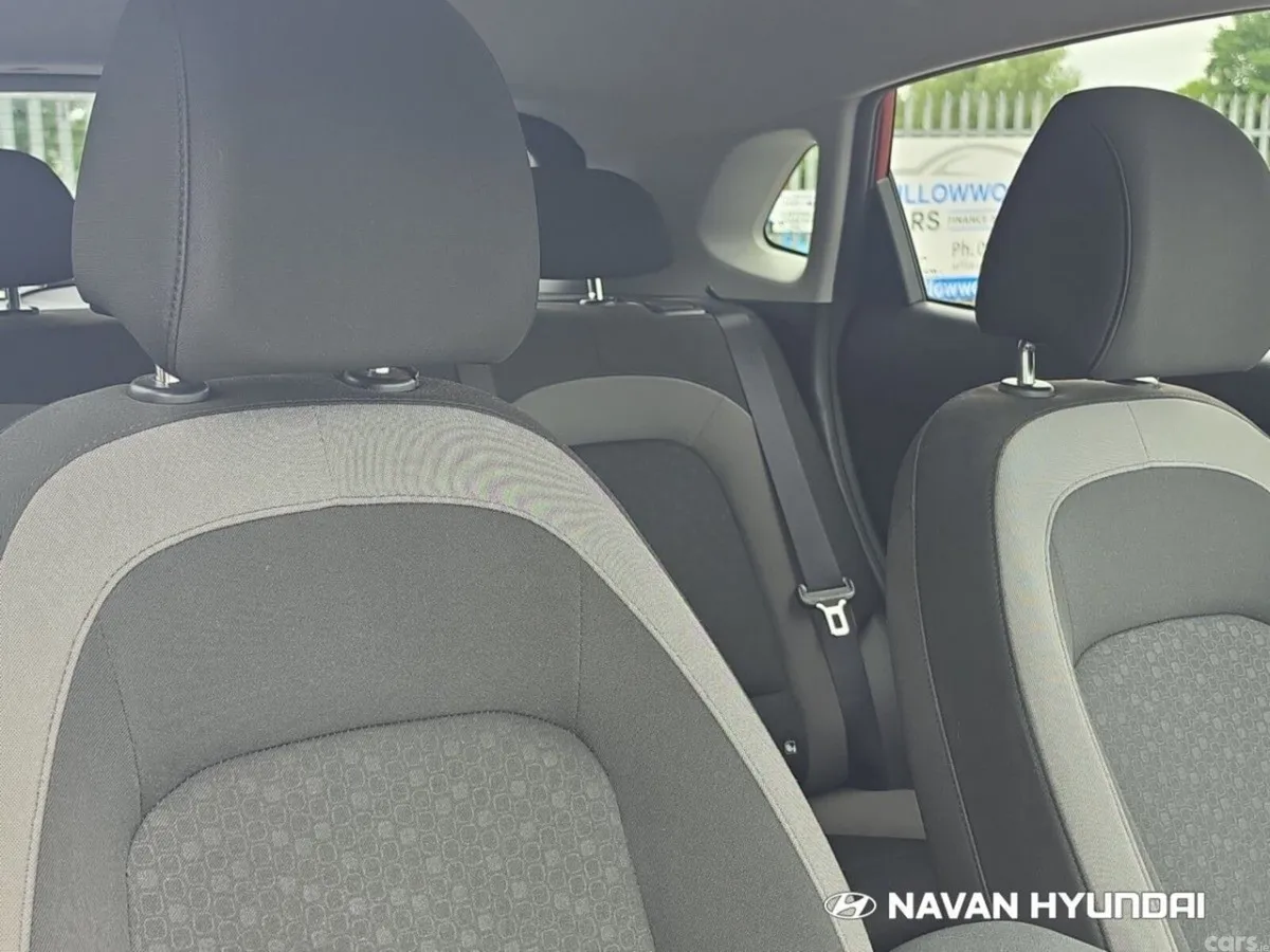 Hyundai KONA MPV, Petrol, 2019, Red