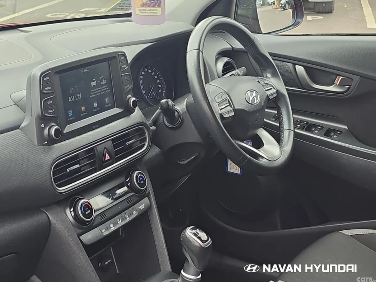 Hyundai KONA MPV, Petrol, 2019, Red