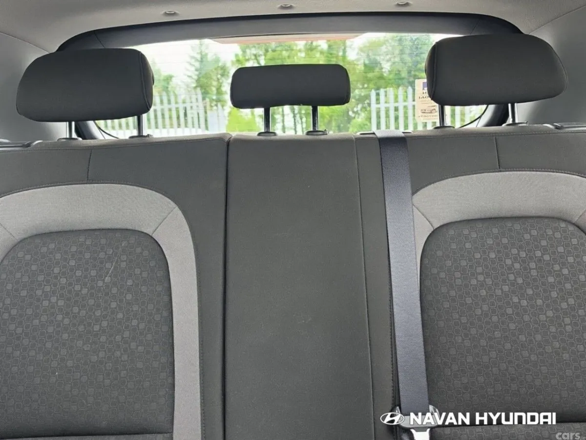 Hyundai KONA MPV, Petrol, 2019, Red
