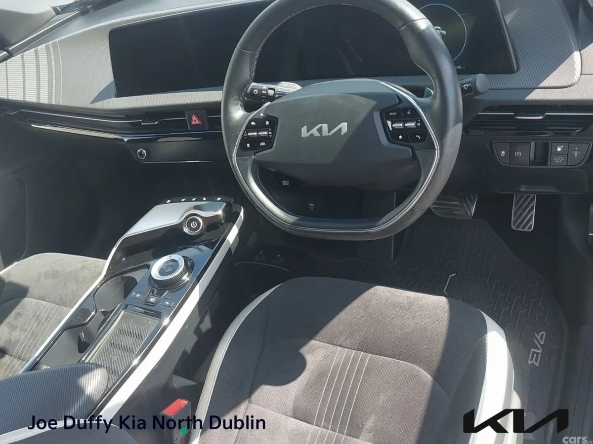 Kia EV6 MPV, Electric, 2022, Blue