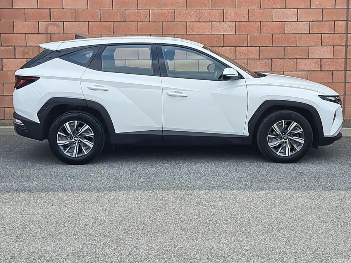 Hyundai Tucson SUV, Diesel, 2023, White
