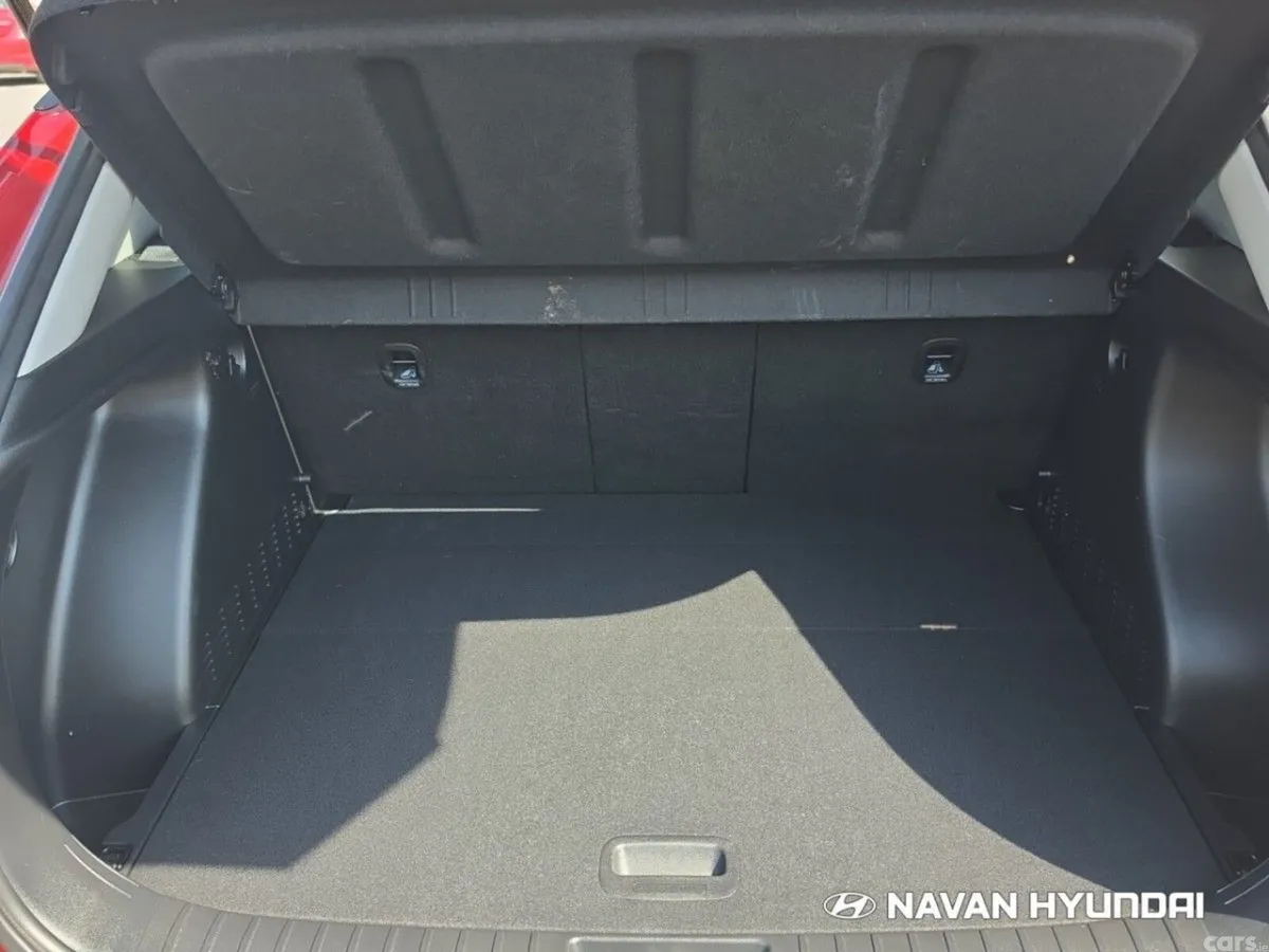 Hyundai KONA MPV, Petrol Hybrid, 2024, Red