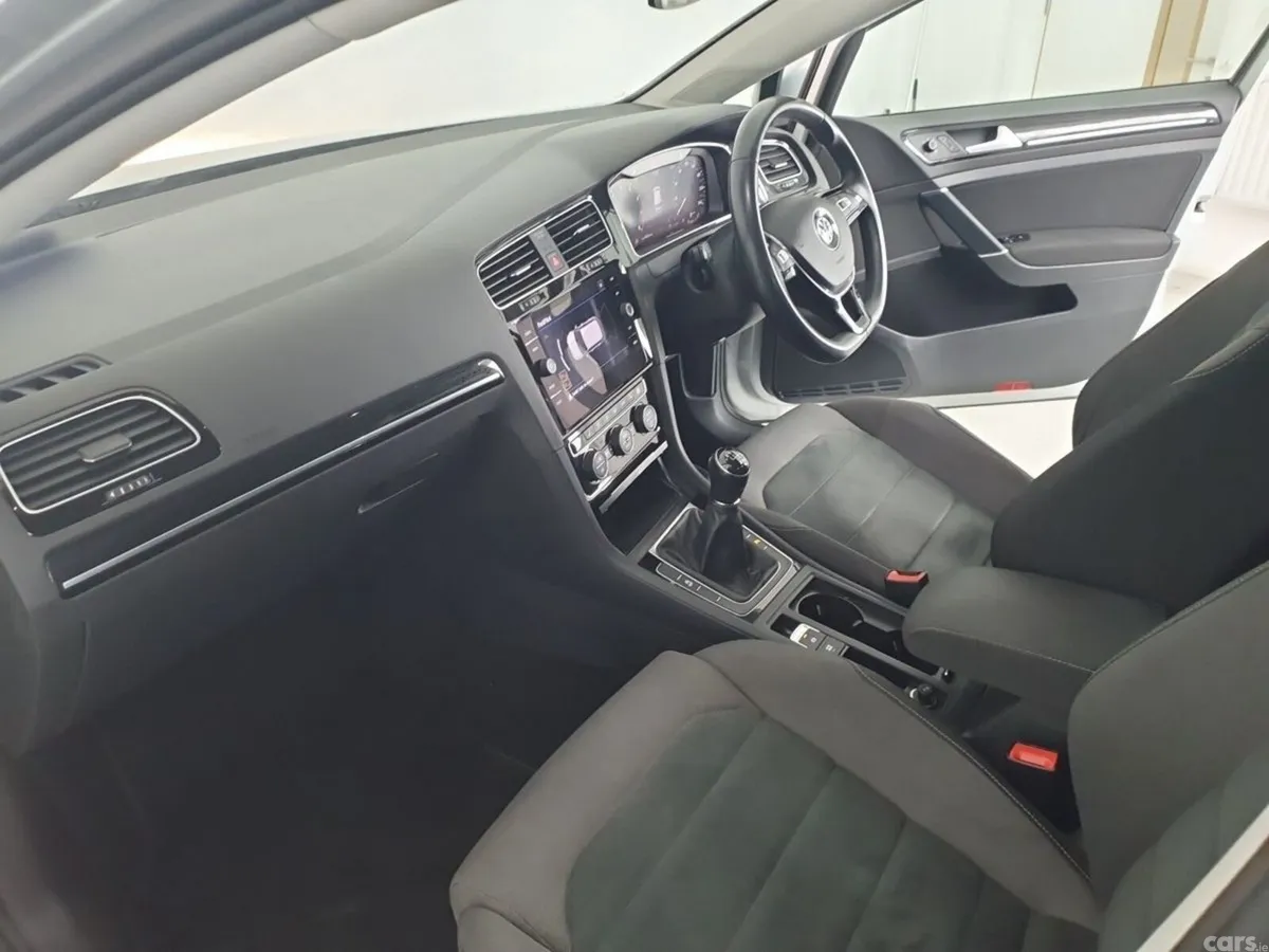 Volkswagen Golf Hatchback, Petrol, 2019, Grey