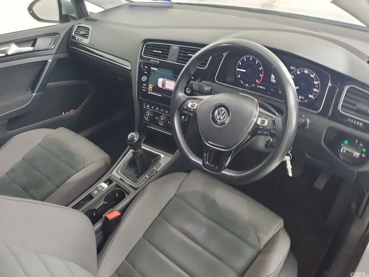 Volkswagen Golf Hatchback, Petrol, 2019, Grey