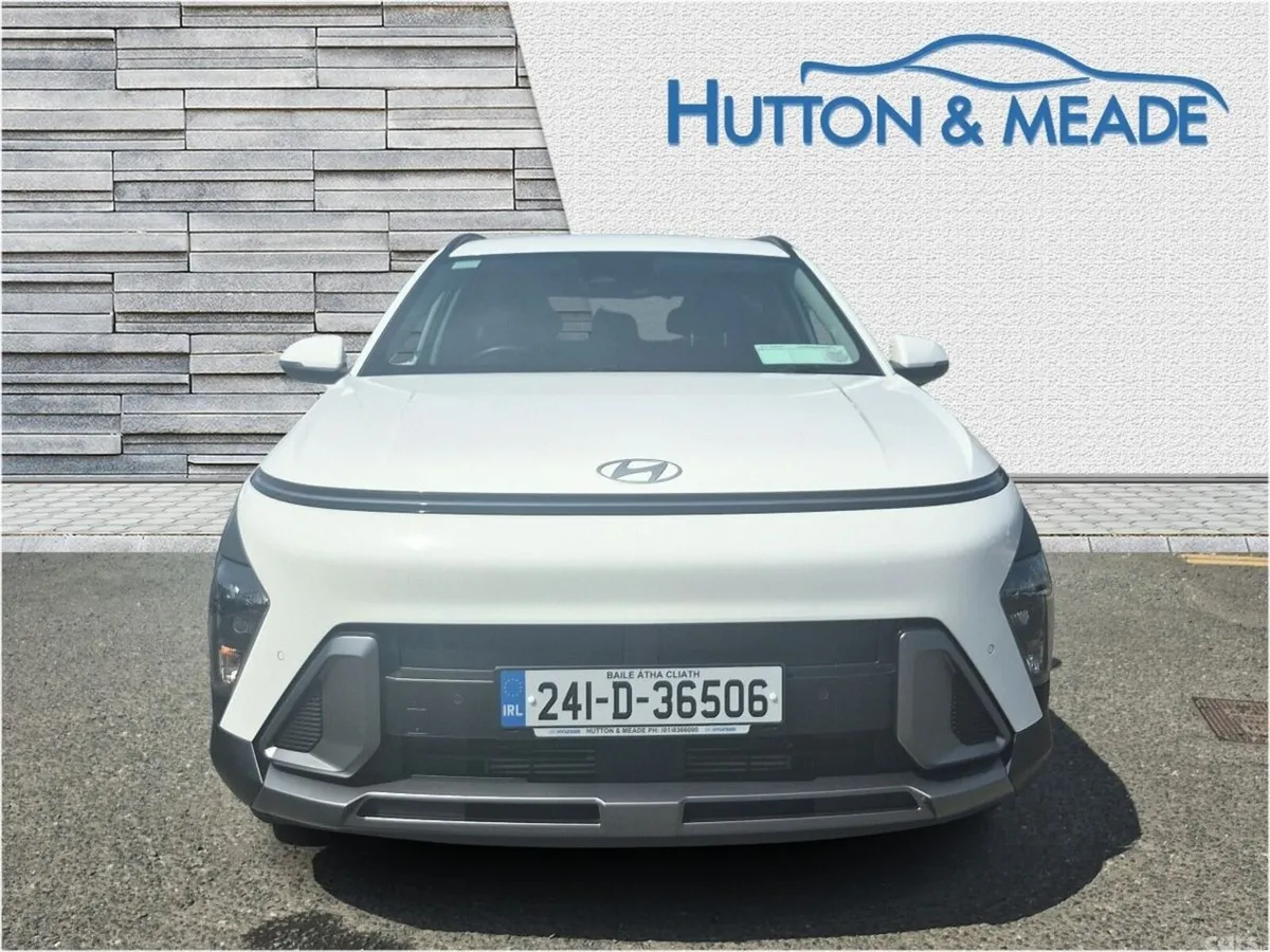 Hyundai KONA SUV, Petrol, 2024, White