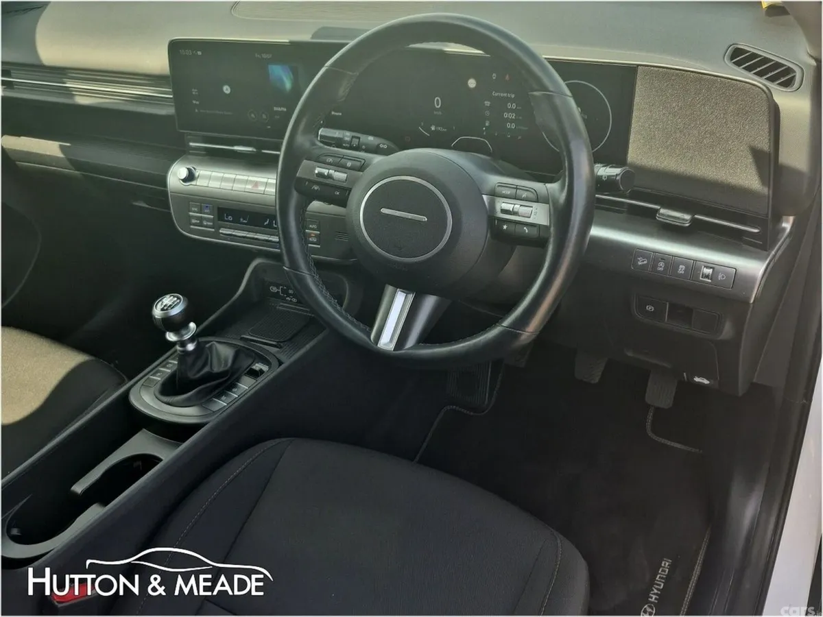 Hyundai KONA SUV, Petrol, 2024, White
