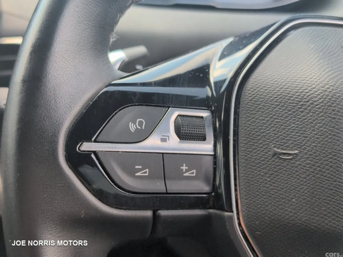 Peugeot 3008 SUV, Diesel, 2023, White