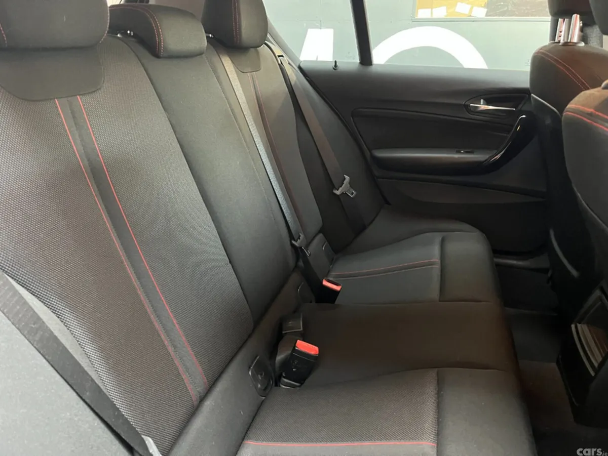 BMW 1-Series Hatchback, Diesel, 2016, Grey
