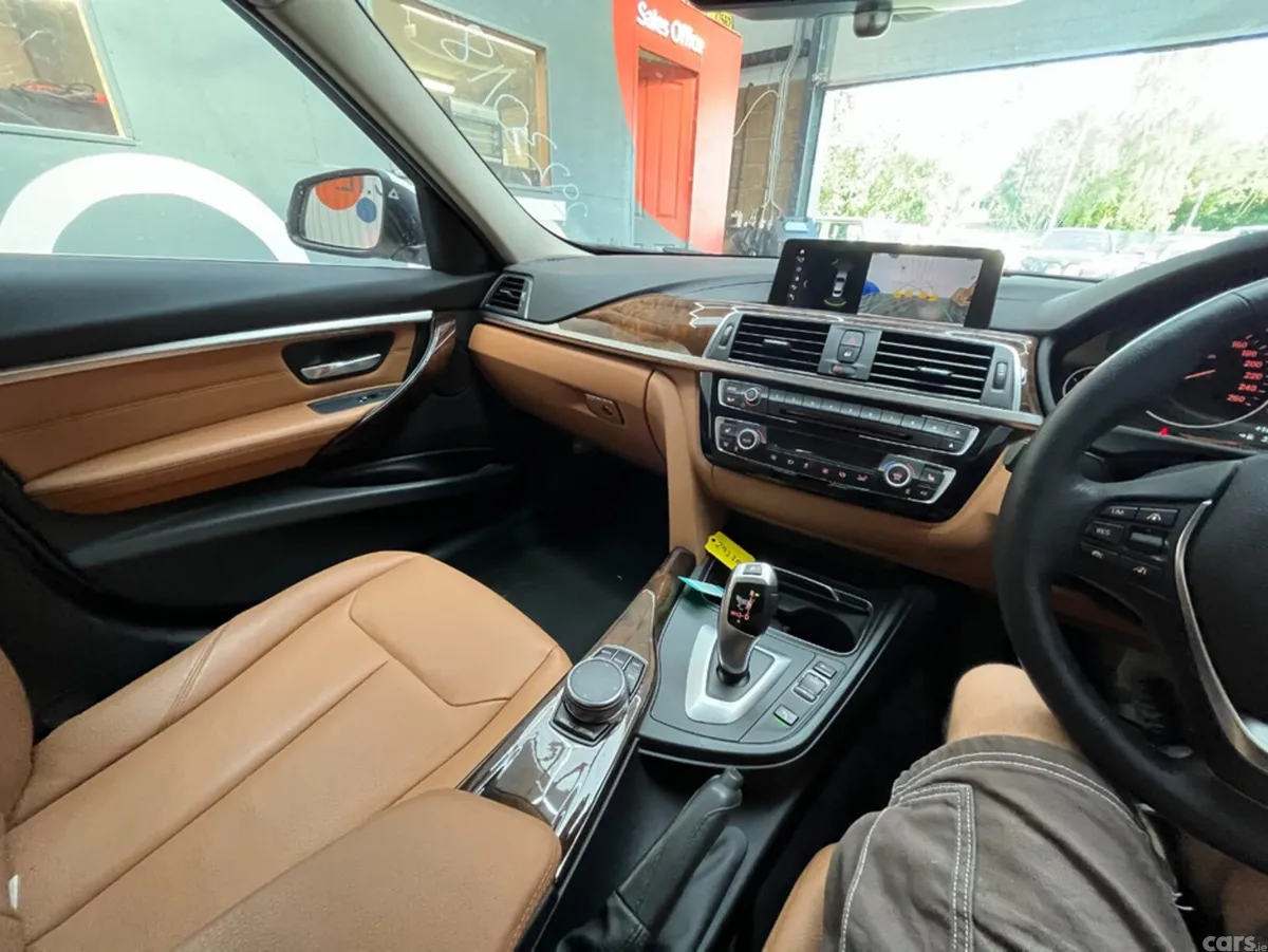 BMW 3-Series Saloon, Diesel, 2018, White