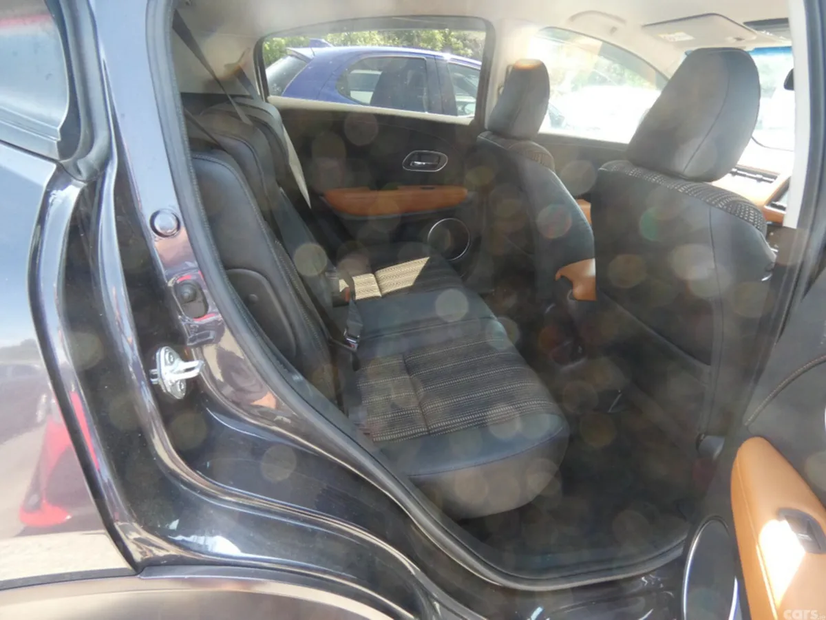 Honda Vezel Hatchback, Petrol Hybrid, 2017, Grey