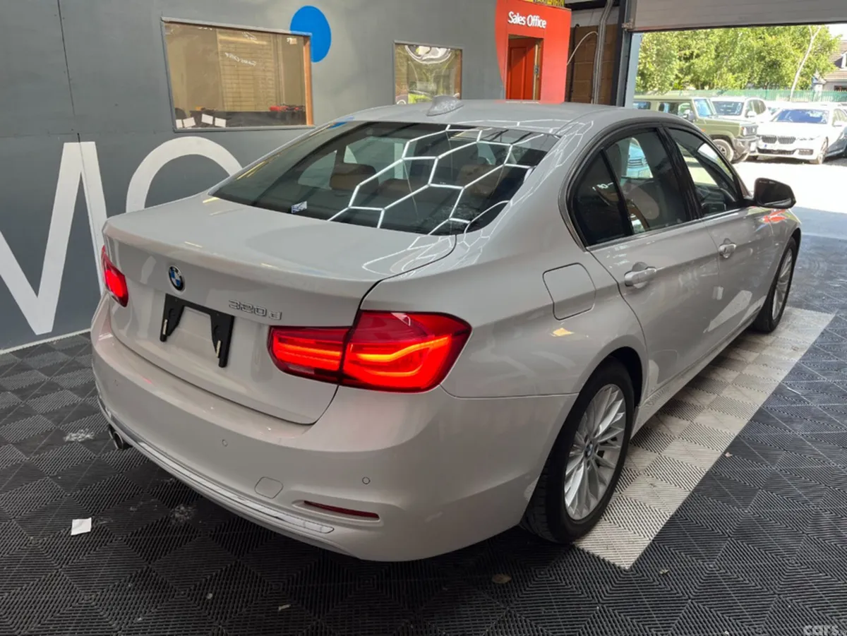 BMW 3-Series Saloon, Diesel, 2018, White