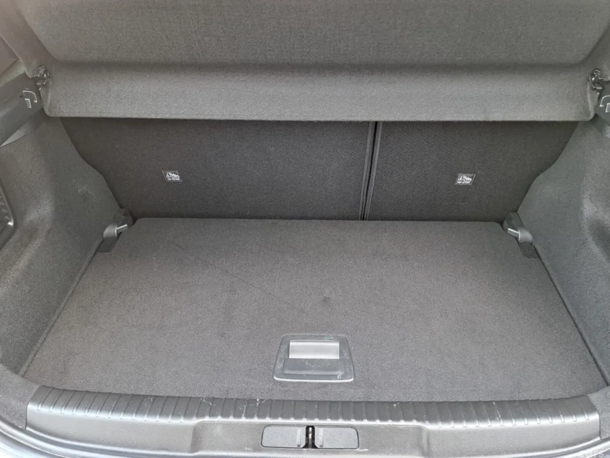Opel Mokka Hatchback, Electric, 2023, White