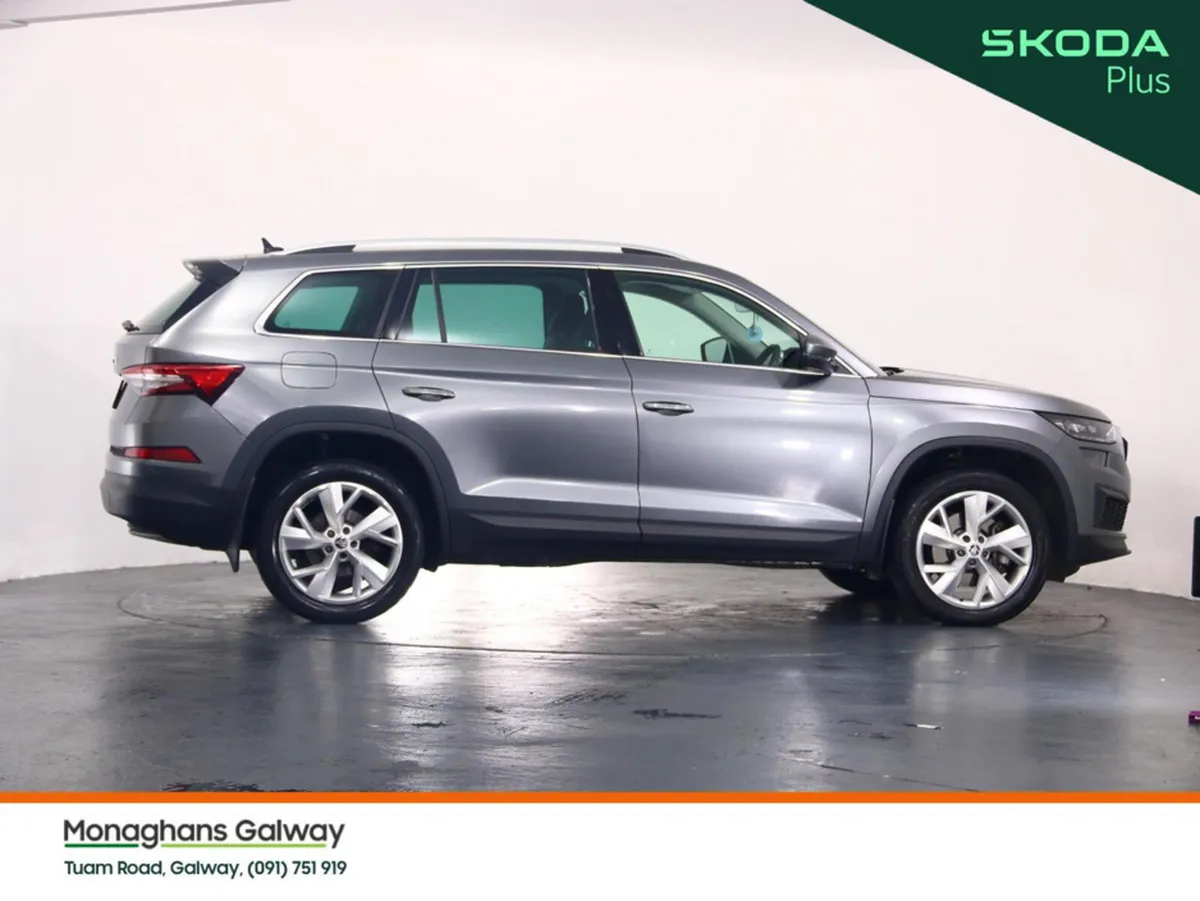 Skoda Kodiaq Estate, Diesel, 2023, Grey