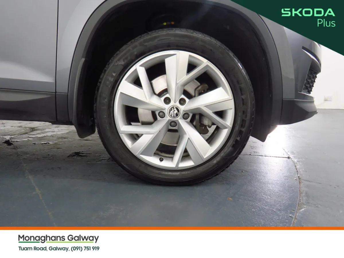 Skoda Kodiaq Estate, Diesel, 2023, Grey