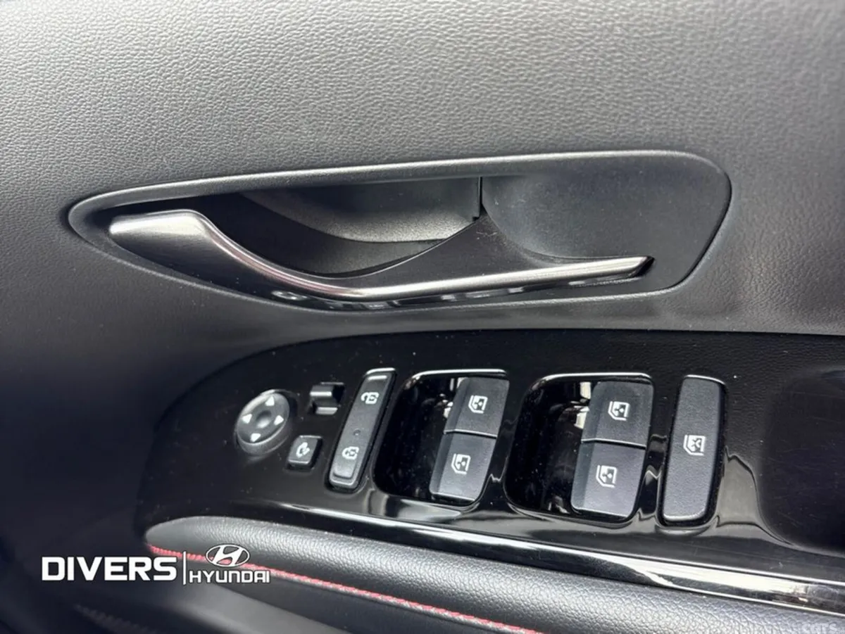 Hyundai Tucson MPV, Petrol Plug-in Hybrid, 2023, Grey