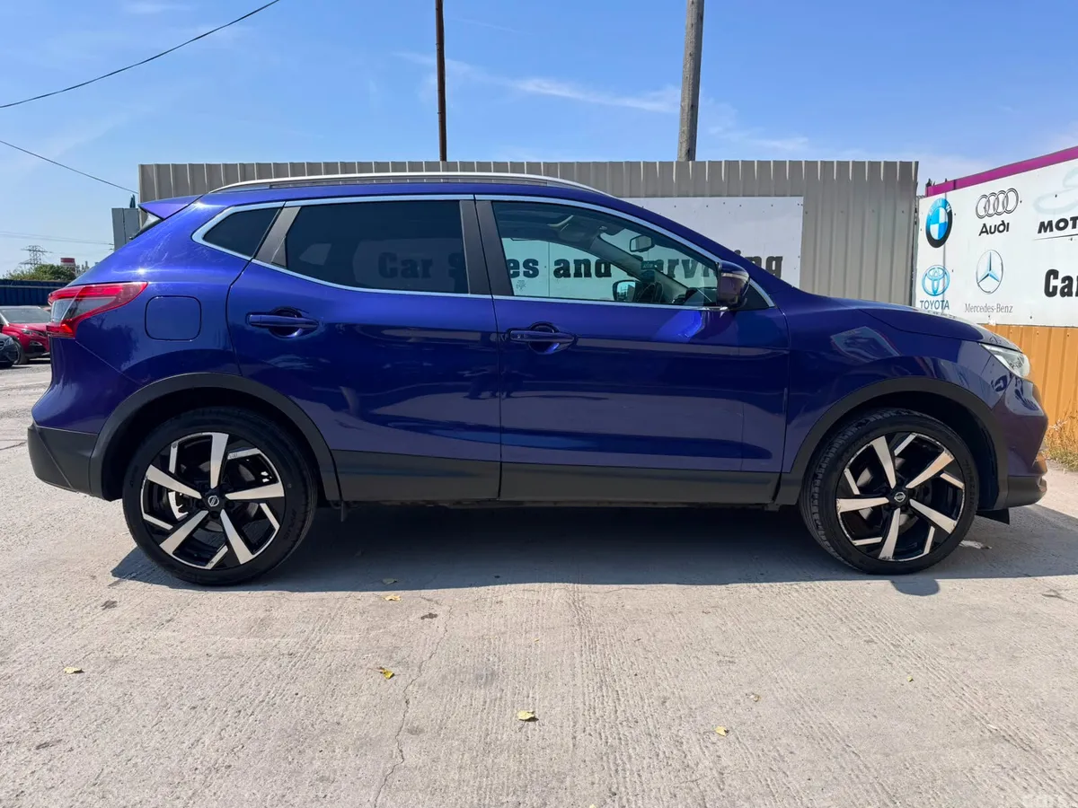 Nissan Qashqai Hatchback, Diesel, 2018, Blue