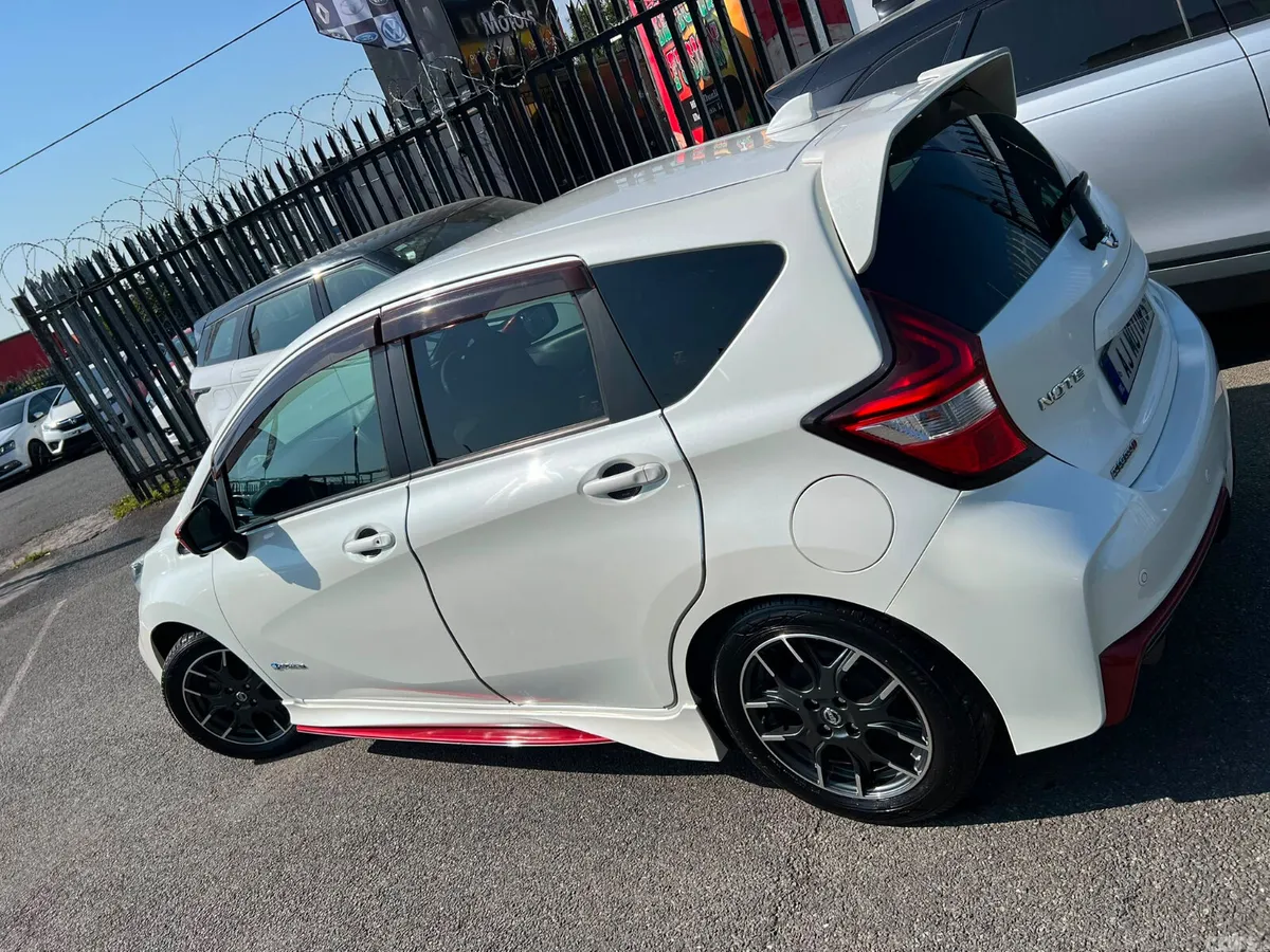 Nissan Note Hatchback, Petrol, 2017, White