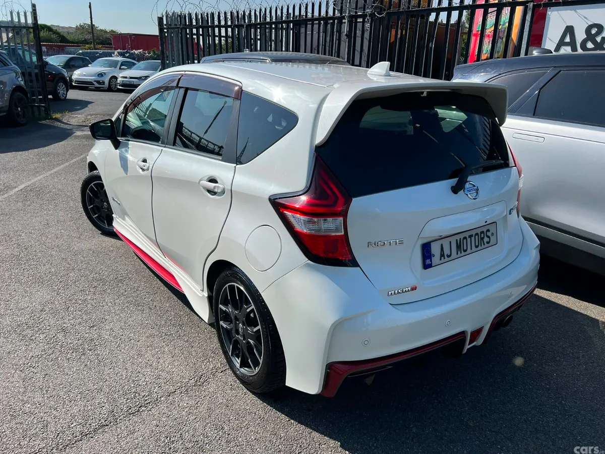 Nissan Note Hatchback, Petrol, 2017, White