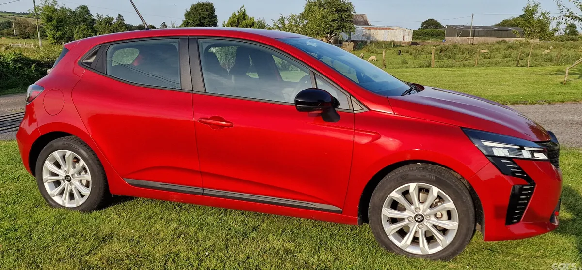 Renault Clio Hatchback, Petrol Hybrid, 2025, Red