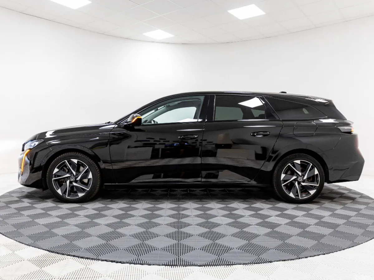 Peugeot 308 Estate, Petrol Plug-in Hybrid, 2024, Black