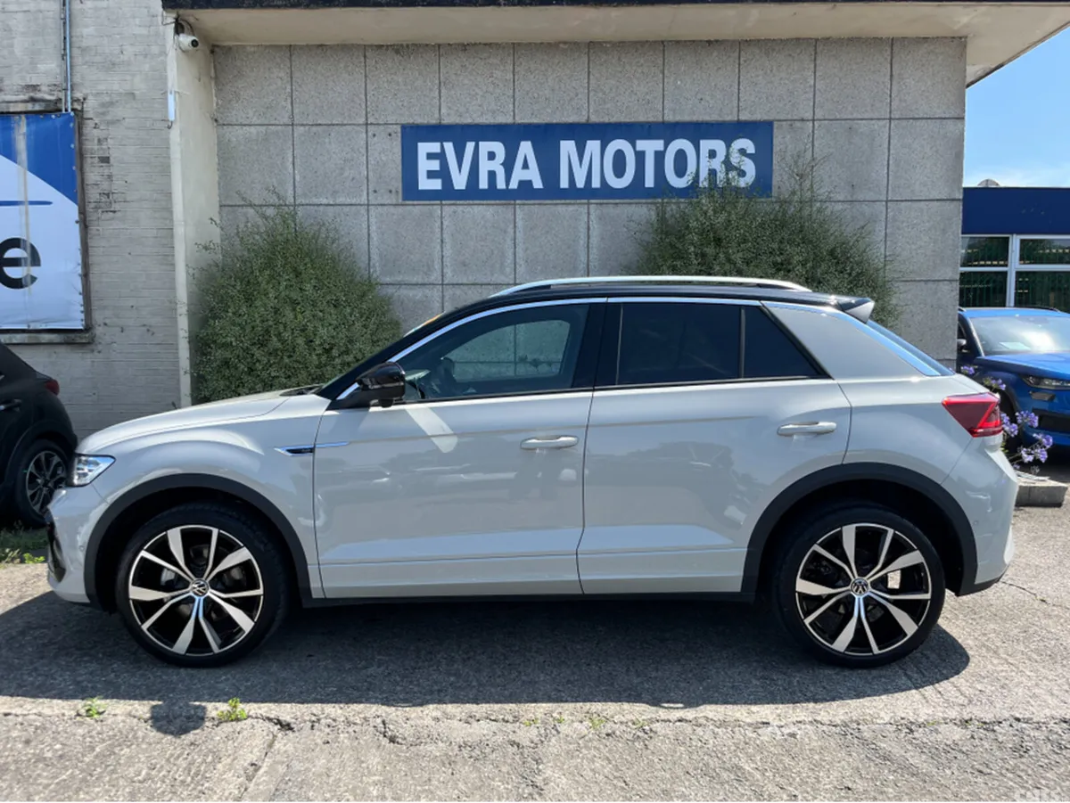 Volkswagen T-Roc SUV, Diesel, 2023, White