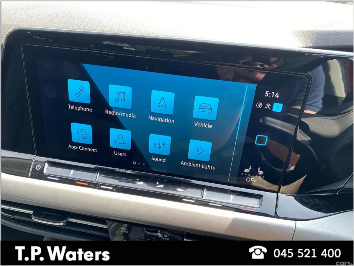 Volkswagen Golf Hatchback, Diesel, 2023, Red