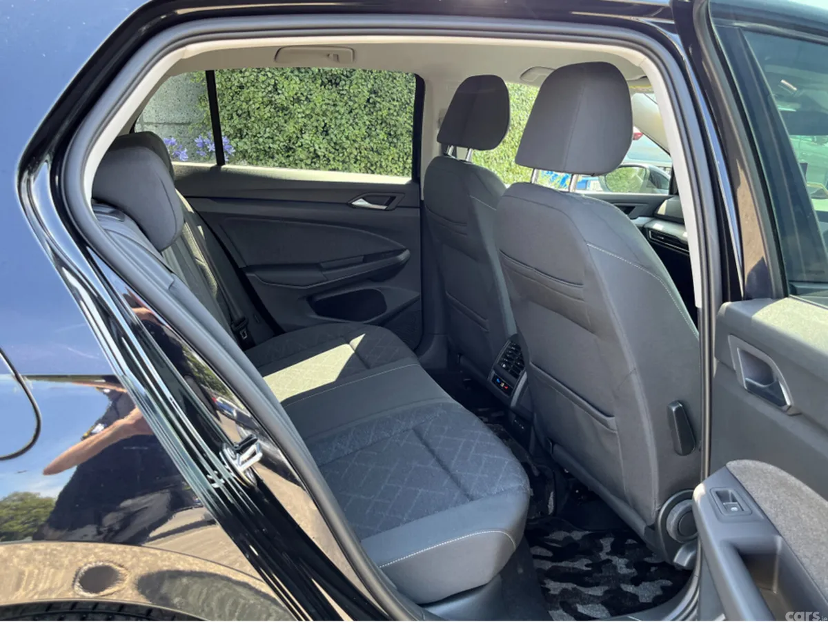 Volkswagen Golf Hatchback, Diesel, 2023, Black