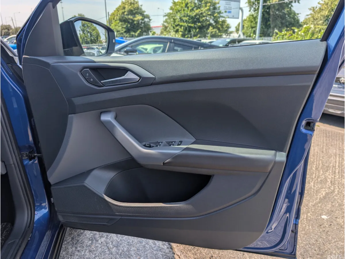 Volkswagen T-Cross SUV, Petrol, 2020, Blue