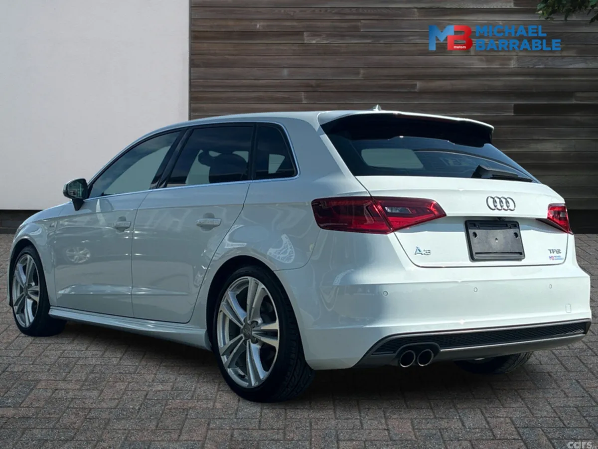 Audi A3 Hatchback, Petrol, 2015, White
