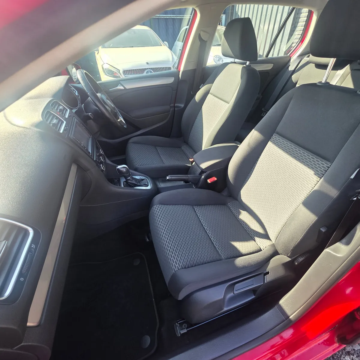 Volkswagen Golf Hatchback, Petrol, 2013, Red