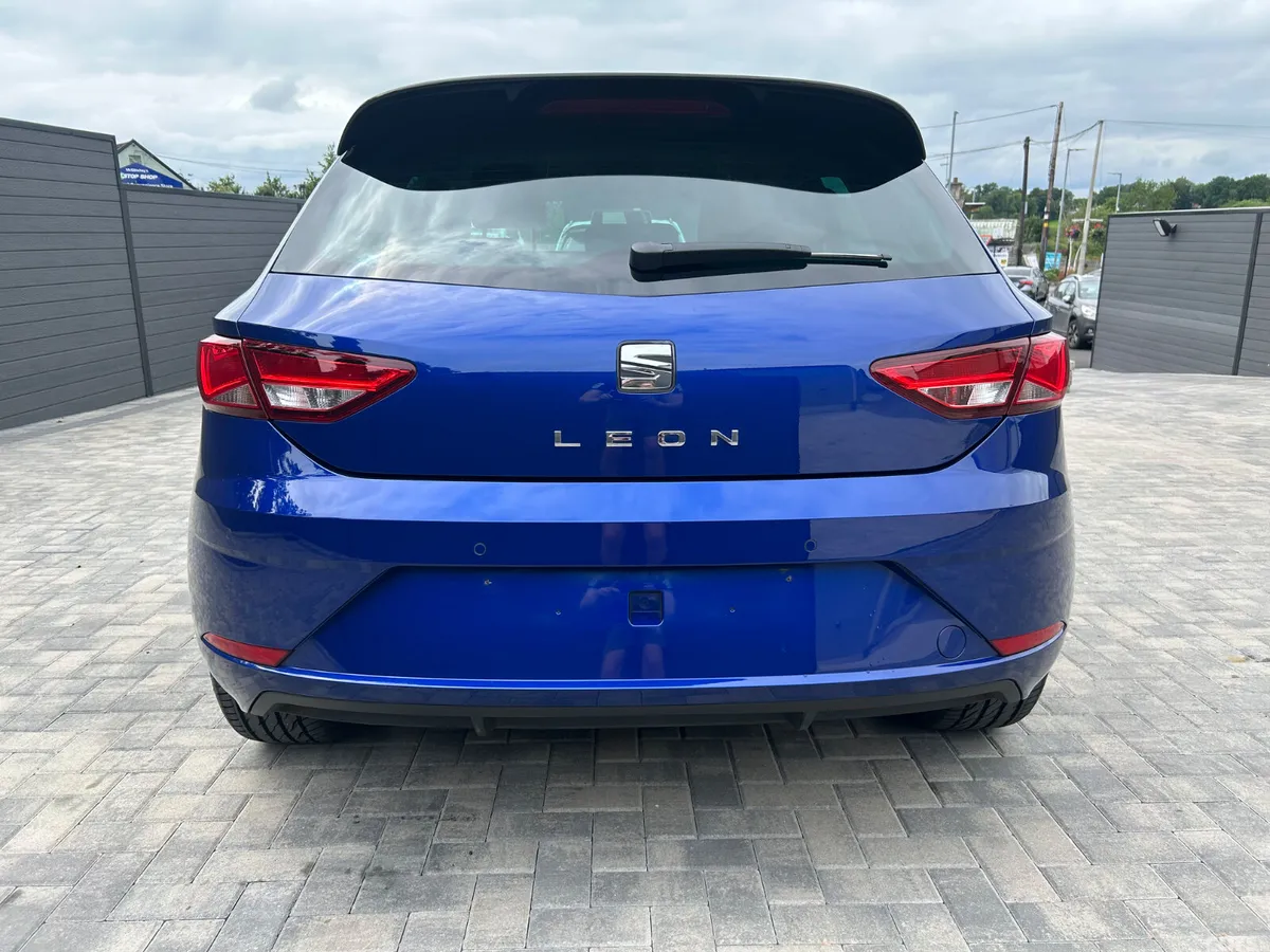 SEAT Leon Hatchback, Diesel, 2019, Blue