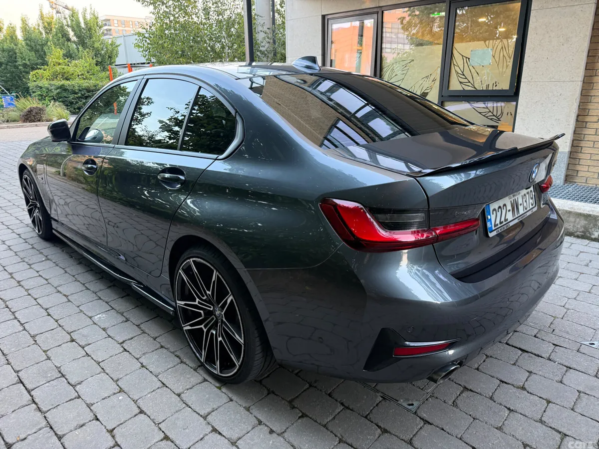 BMW 3-Series Saloon, Petrol Plug-in Hybrid, 2022, Grey