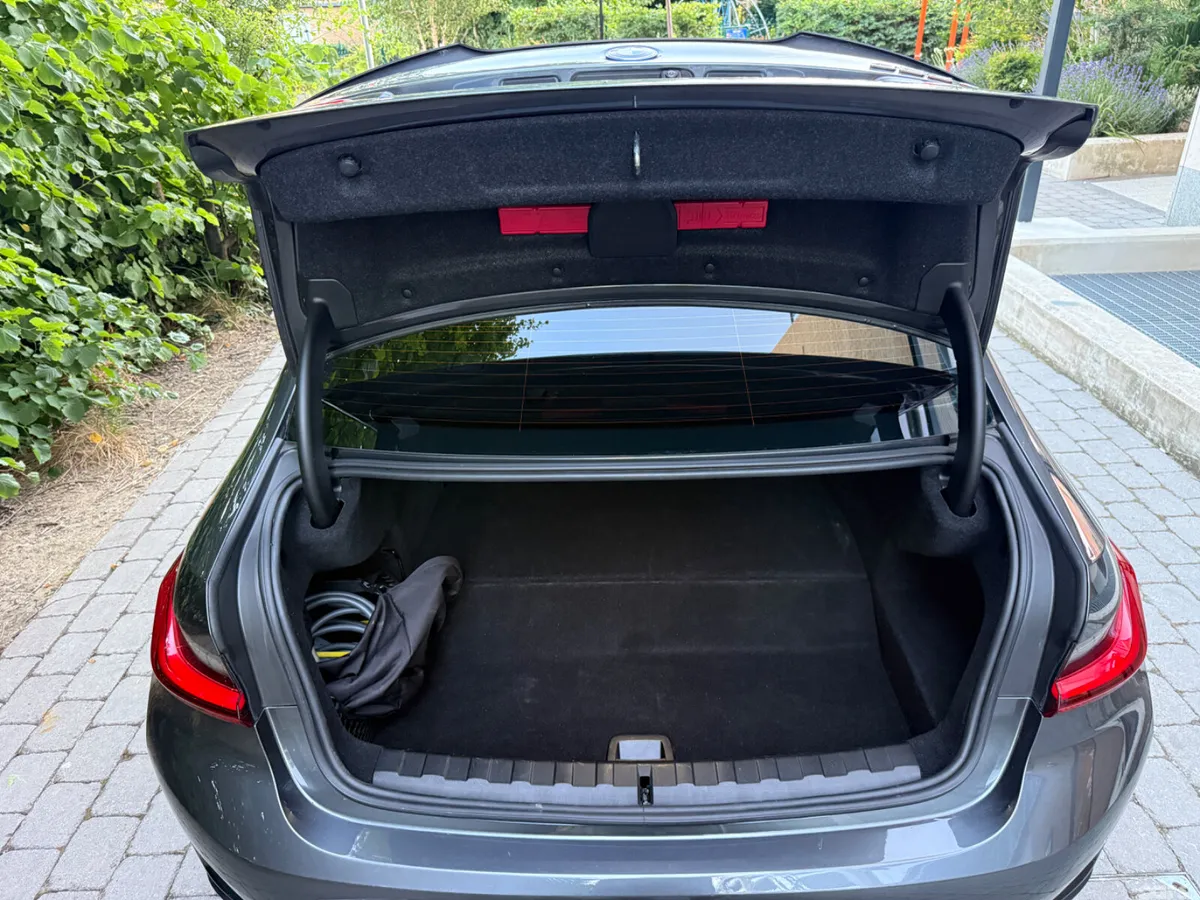 BMW 3-Series Saloon, Petrol Plug-in Hybrid, 2022, Grey