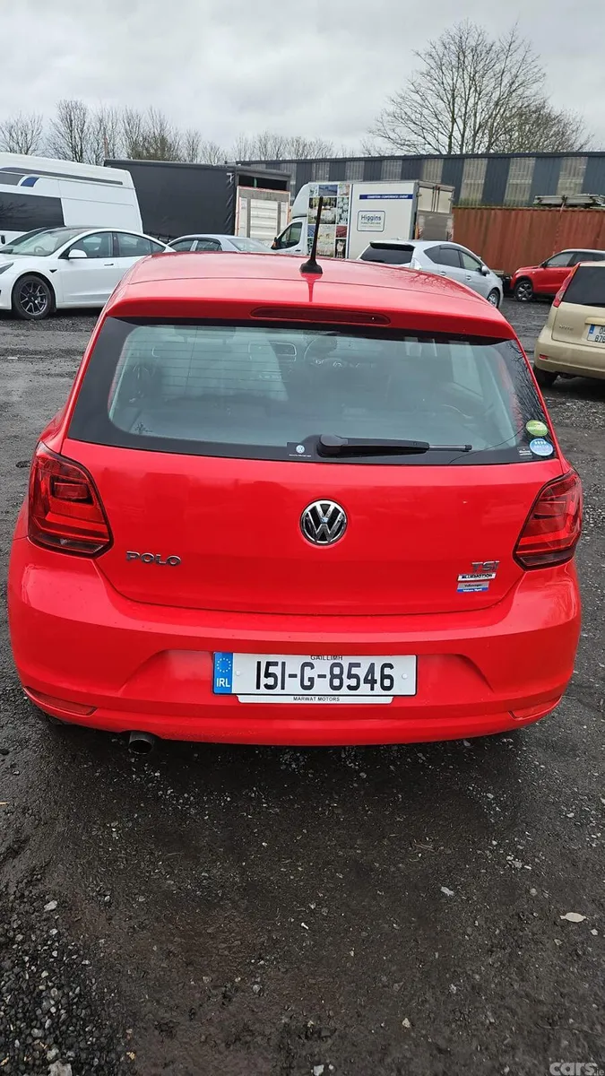 Volkswagen Polo Hatchback, Petrol, 2015, Red
