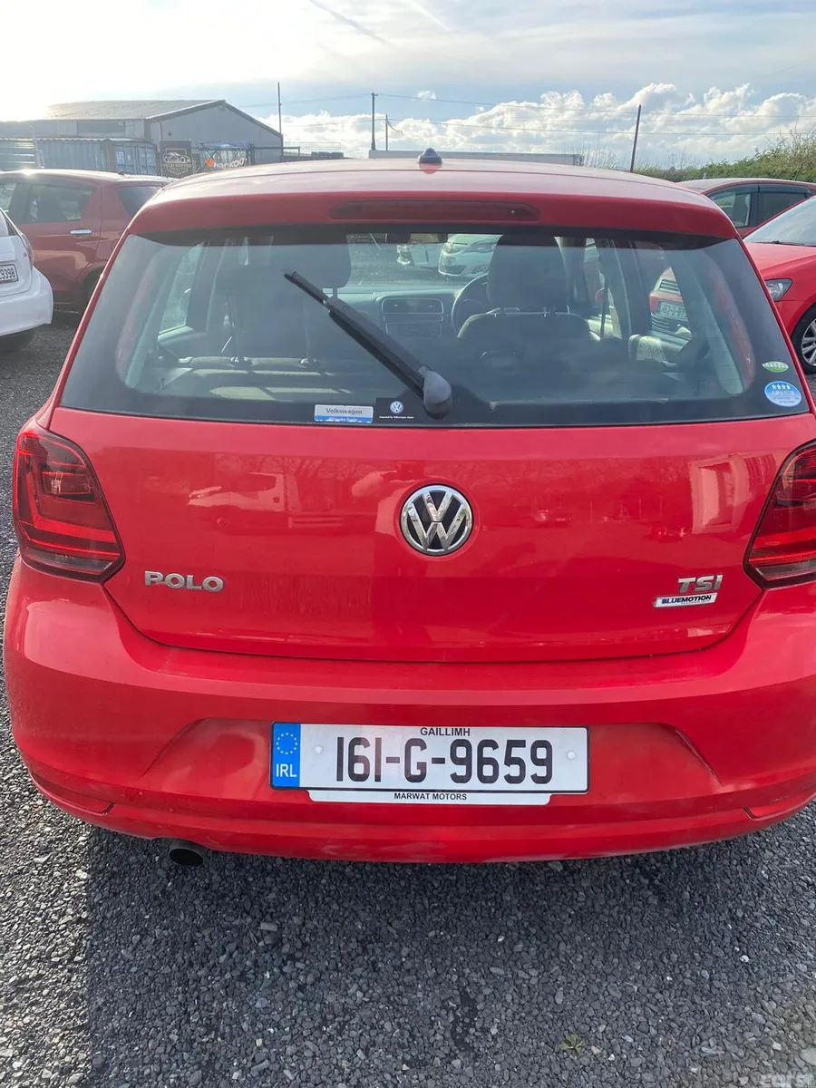 Volkswagen Polo Hatchback, Petrol, 2016, Red