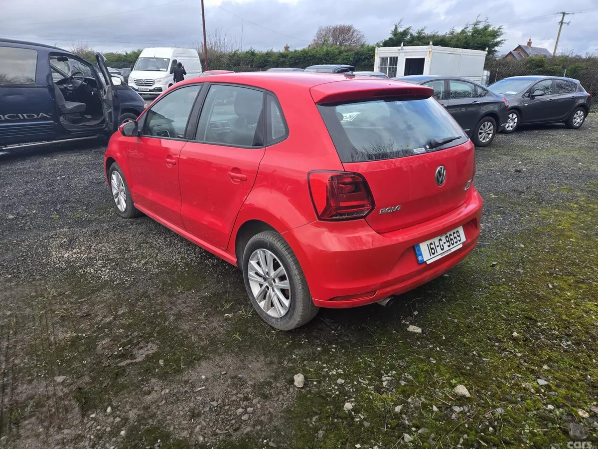 Volkswagen Polo Hatchback, Petrol, 2016, Red