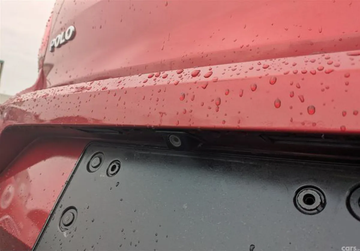 Volkswagen Polo Hatchback, Petrol, 2014, Red