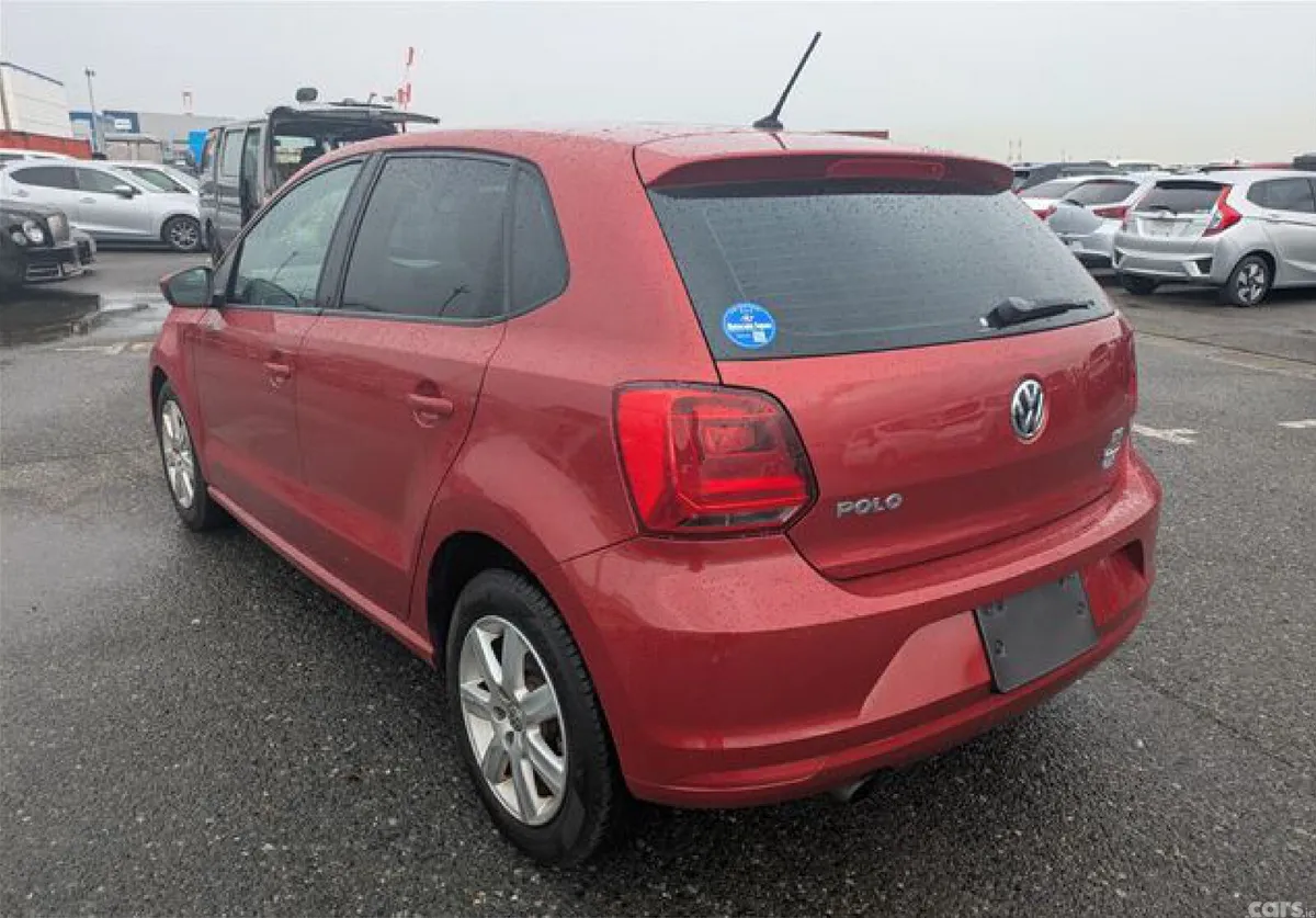 Volkswagen Polo Hatchback, Petrol, 2014, Red