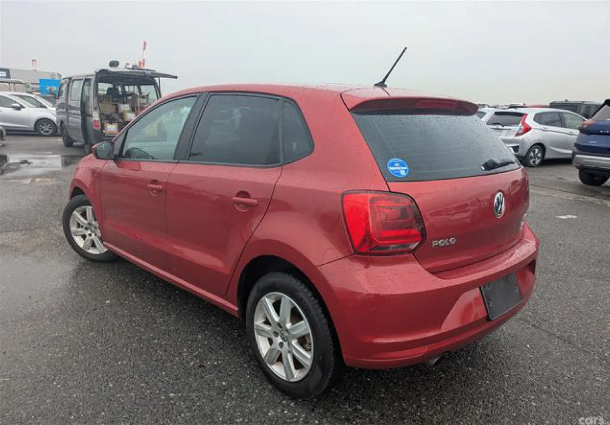 Volkswagen Polo Hatchback, Petrol, 2014, Red