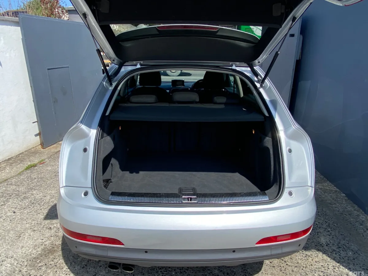 Audi Q3 SUV, Diesel, 2012, Silver