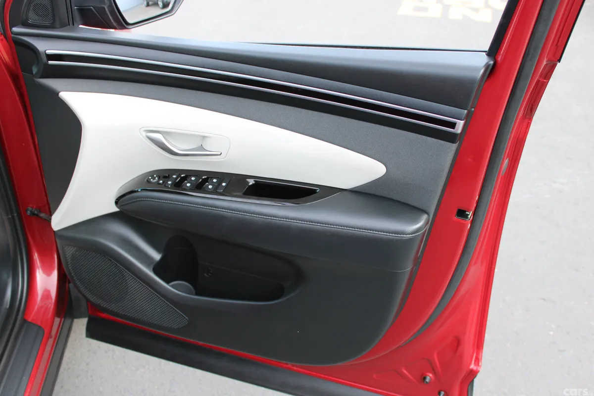 Hyundai Tucson SUV, Petrol Hybrid, 2021, Red
