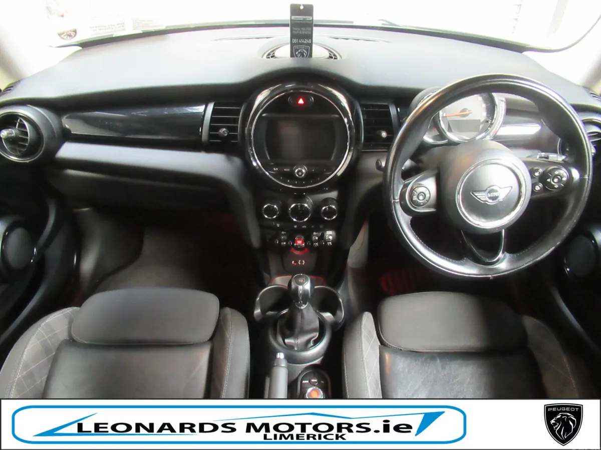 Mini Cooper Hatchback, Diesel, 2017, Blue
