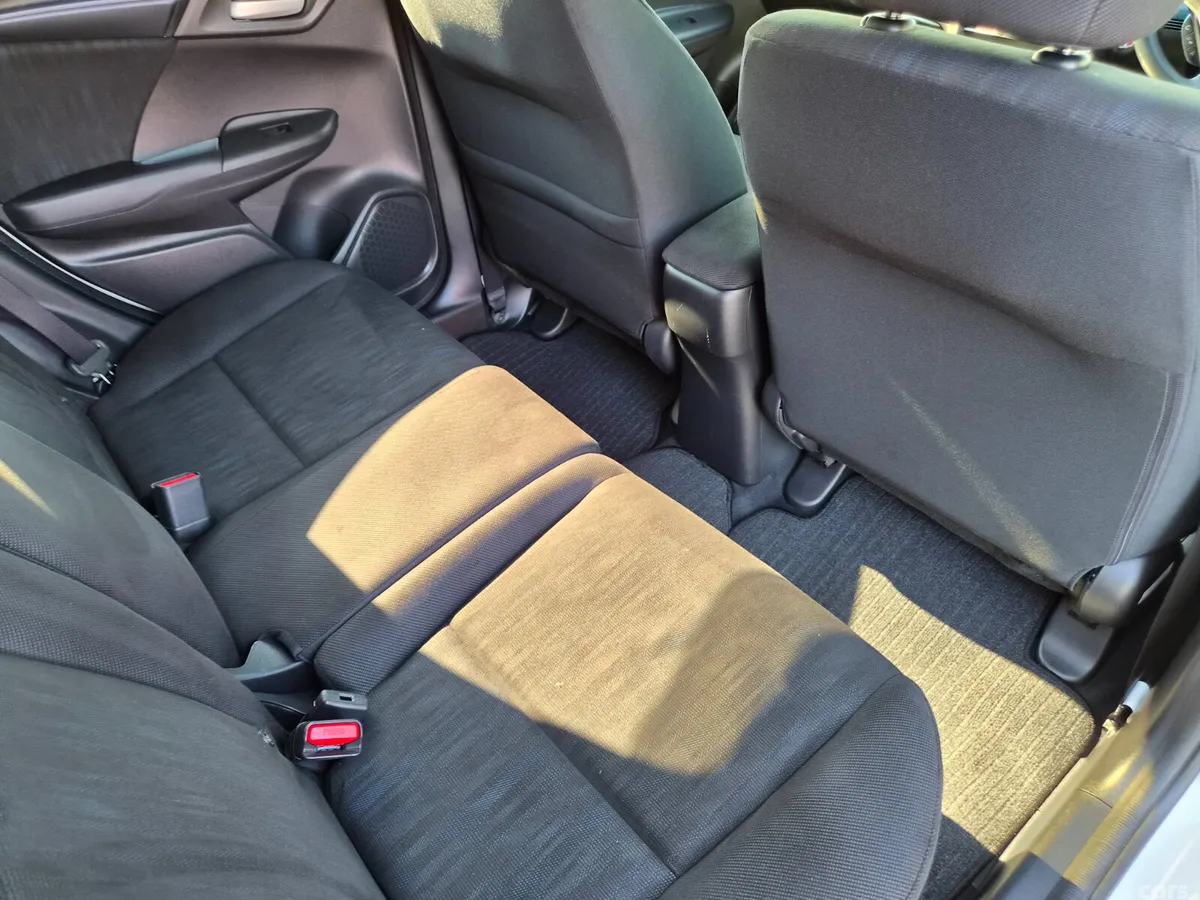 Honda Shuttle Estate, Petrol Hybrid, 2020, White